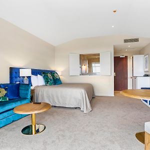 Premier Room